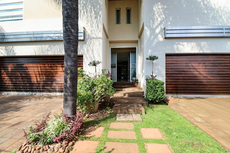 6 Bedroom Property for Sale in Christoburg Gauteng