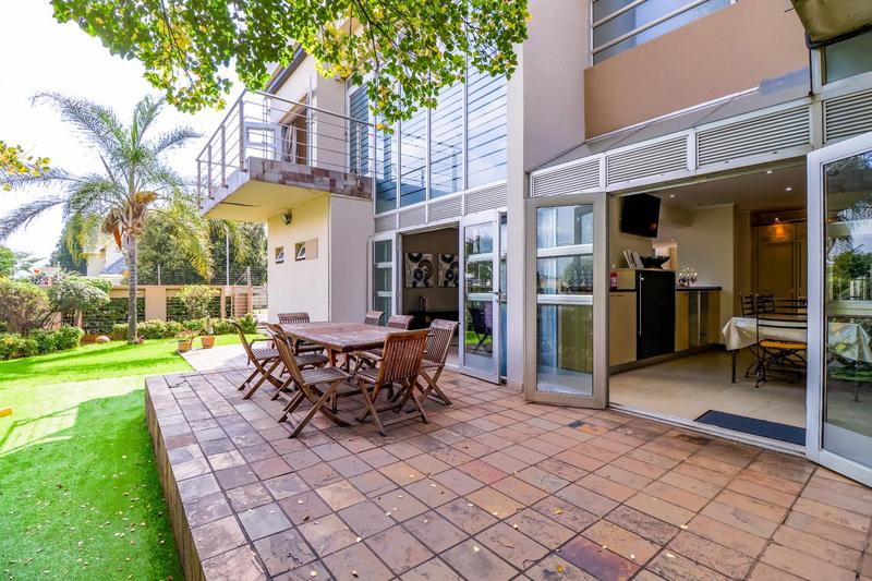 6 Bedroom Property for Sale in Christoburg Gauteng