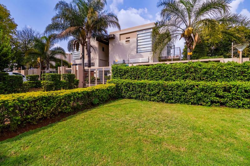 6 Bedroom Property for Sale in Christoburg Gauteng