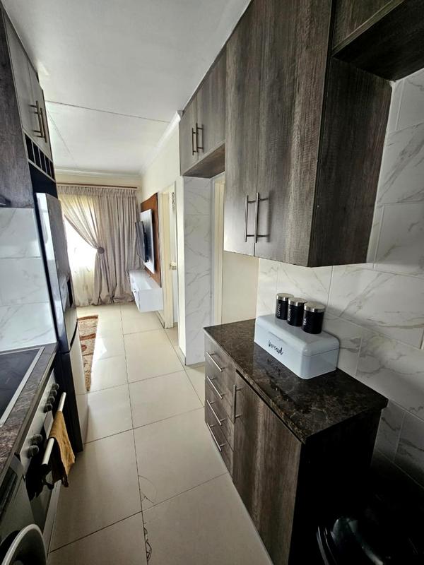 2 Bedroom Property for Sale in Fleurhof Gauteng