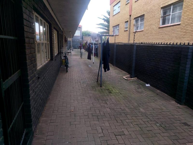 2 Bedroom Property for Sale in Florida Gauteng