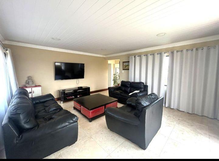 5 Bedroom Property for Sale in Ridgeway Gauteng