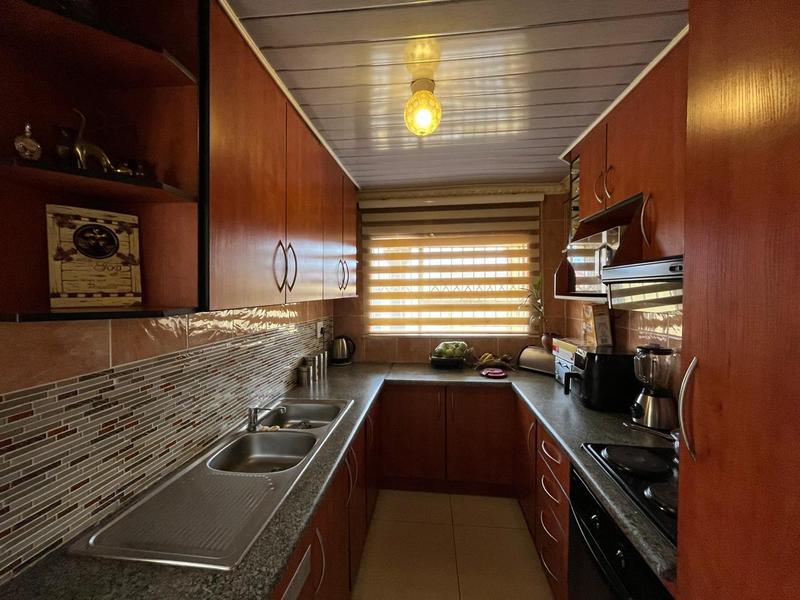 3 Bedroom Property for Sale in Protea Glen Gauteng