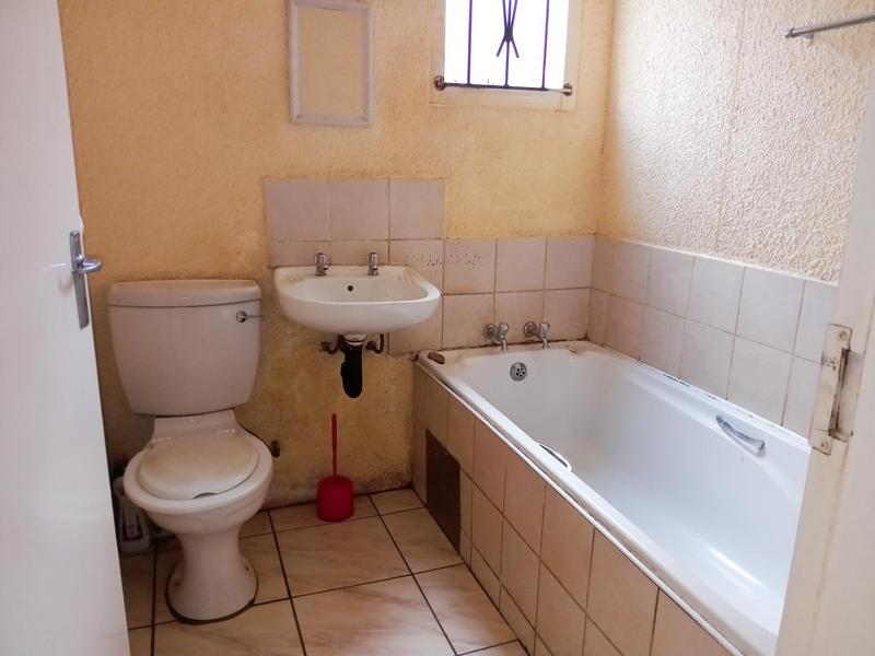 2 Bedroom Property for Sale in Beverley Hills Gauteng