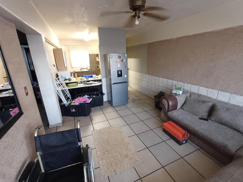 2 Bedroom Property for Sale in Vanderbijlpark CW 3 Gauteng