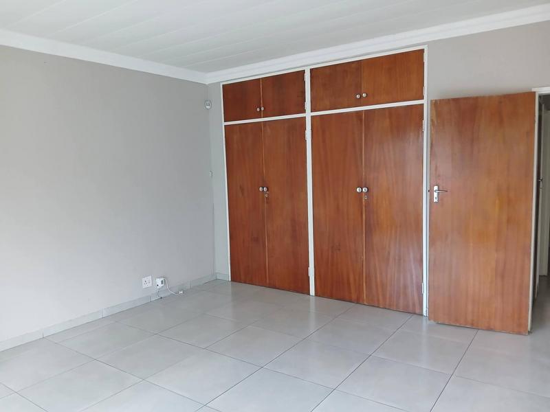2 Bedroom Property for Sale in Three Rivers Gauteng