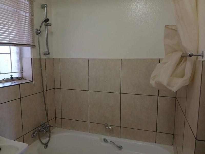 2 Bedroom Property for Sale in Three Rivers Gauteng