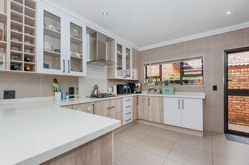 3 Bedroom Property for Sale in New Redruth Gauteng