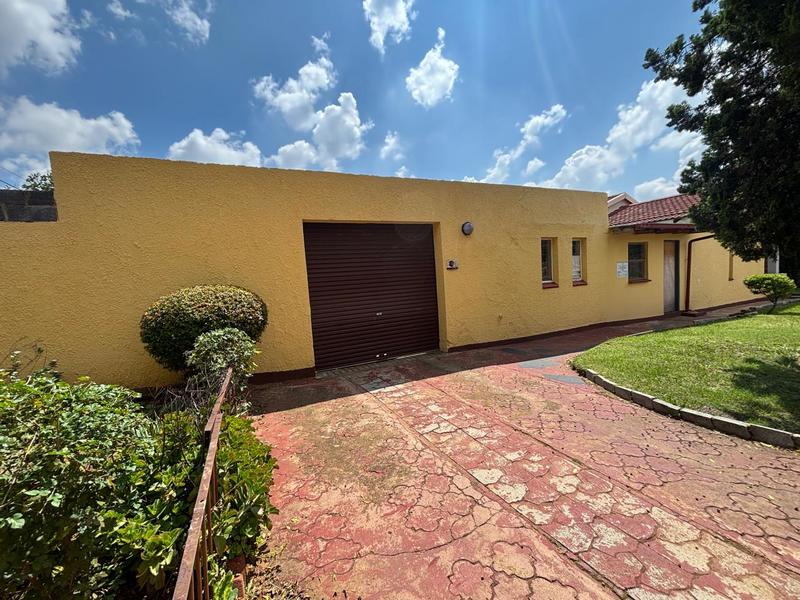 3 Bedroom Property for Sale in Fleurhof Gauteng