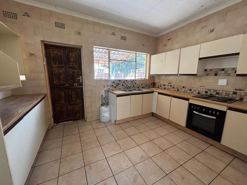 3 Bedroom Property for Sale in Fleurhof Gauteng