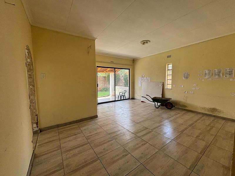 3 Bedroom Property for Sale in Fleurhof Gauteng