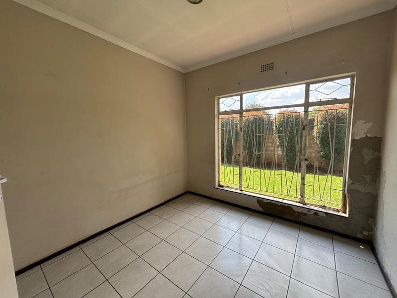 3 Bedroom Property for Sale in Fleurhof Gauteng