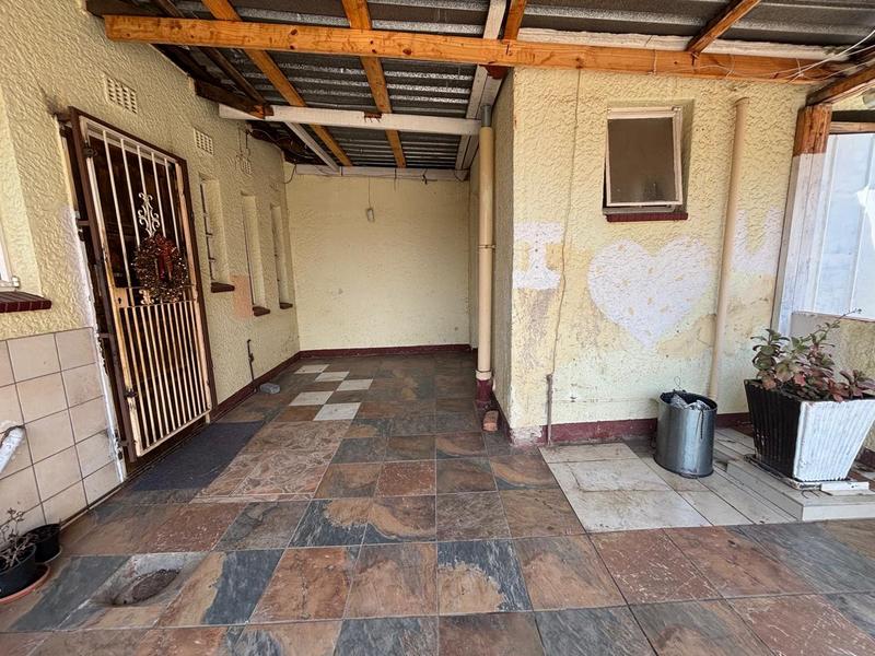 3 Bedroom Property for Sale in Fleurhof Gauteng