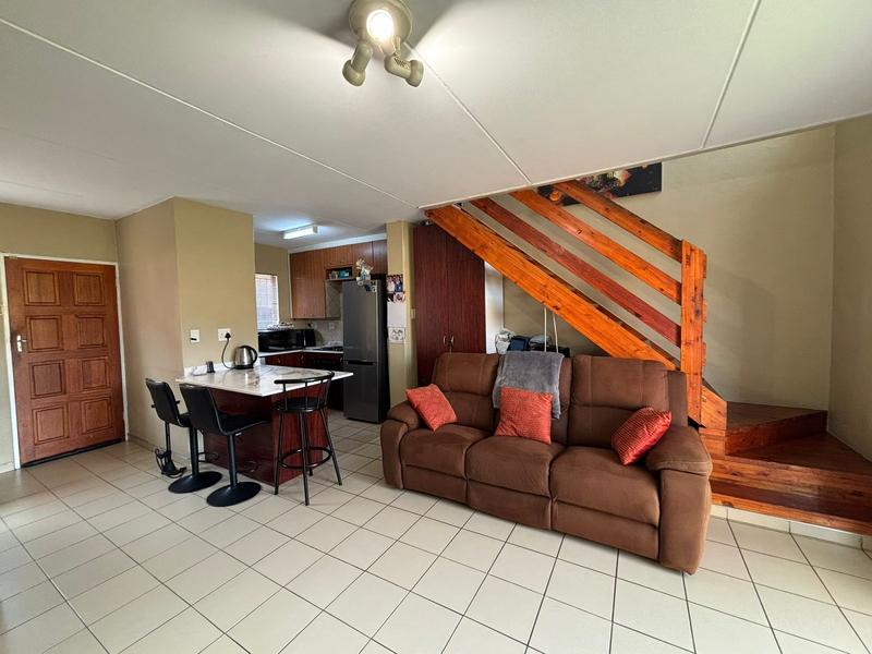 2 Bedroom Property for Sale in Strubensvallei Gauteng