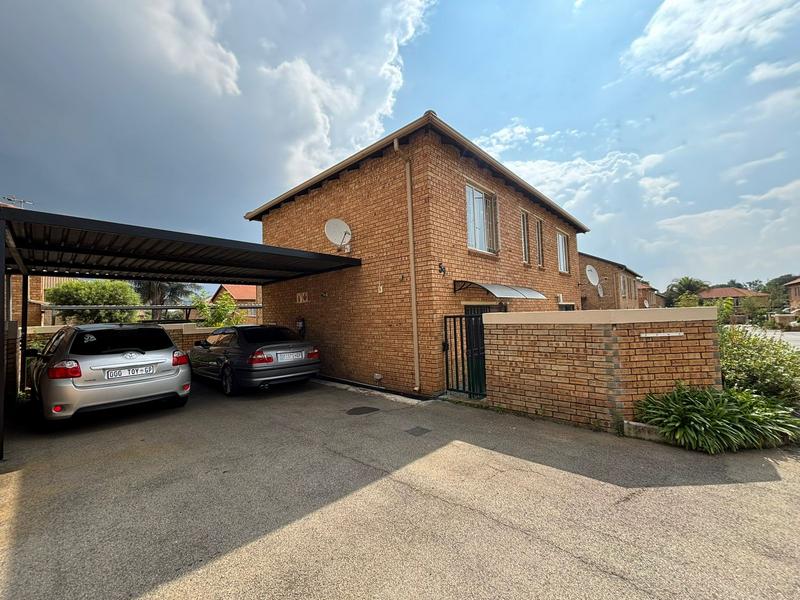 2 Bedroom Property for Sale in Strubensvallei Gauteng