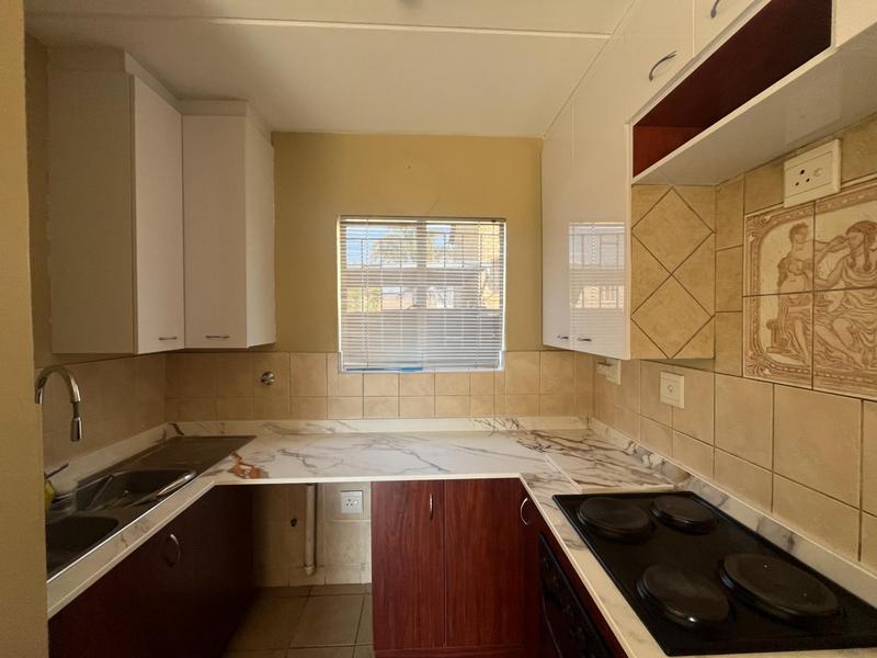 2 Bedroom Property for Sale in Strubensvallei Gauteng