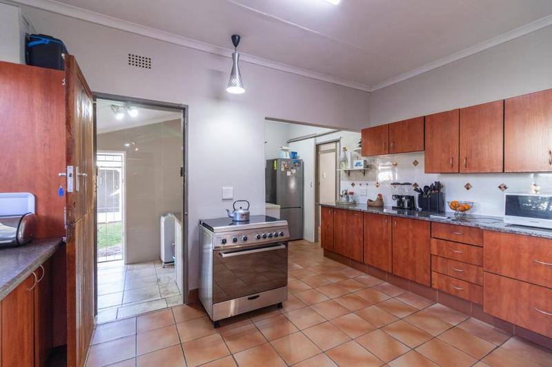 6 Bedroom Property for Sale in Freeway Park Gauteng