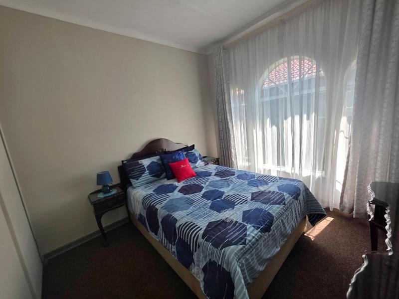 6 Bedroom Property for Sale in Freeway Park Gauteng