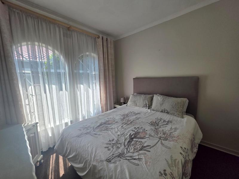 6 Bedroom Property for Sale in Freeway Park Gauteng