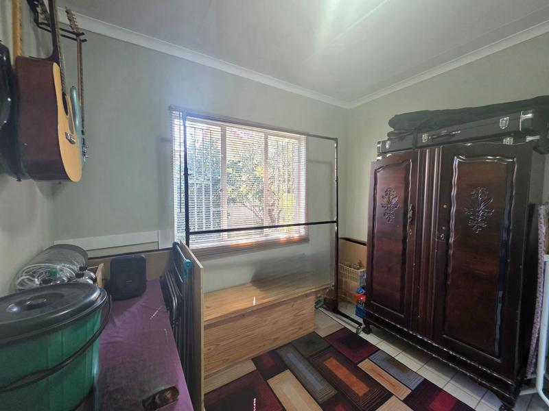 6 Bedroom Property for Sale in Freeway Park Gauteng