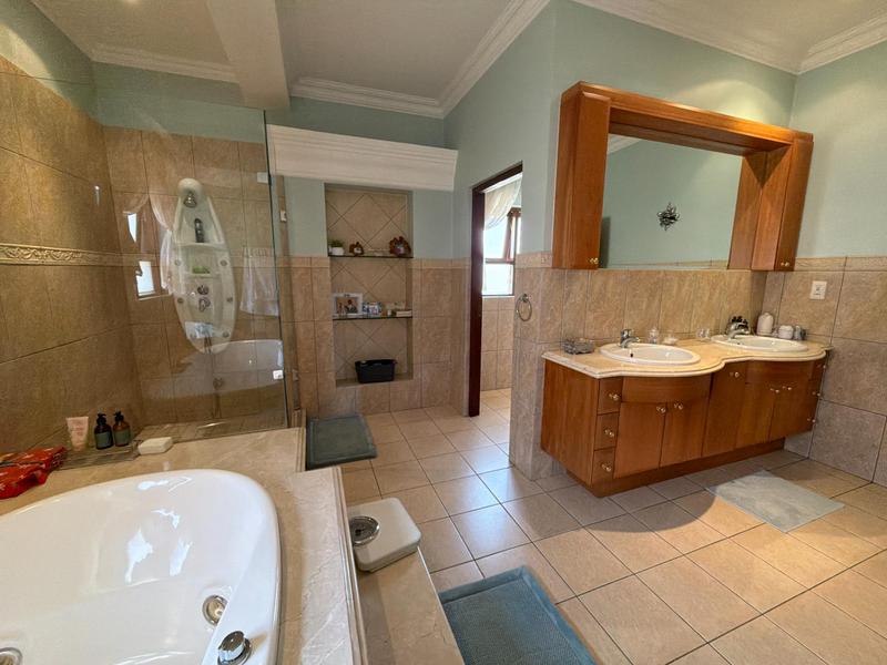 4 Bedroom Property for Sale in Bryanston Gauteng