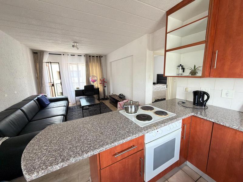 1 Bedroom Property for Sale in Bryanston Gauteng