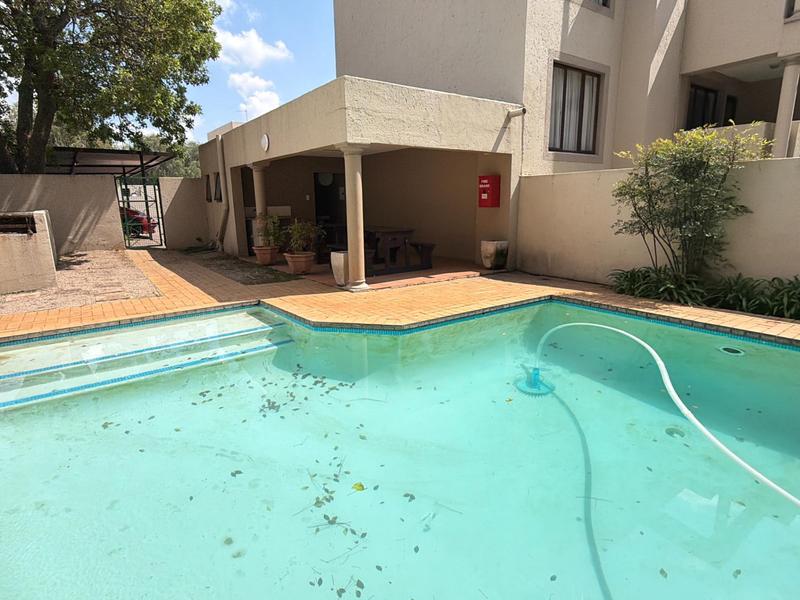1 Bedroom Property for Sale in Bryanston Gauteng