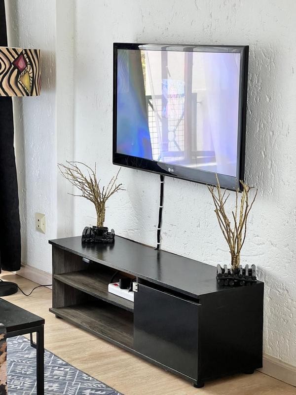 1 Bedroom Property for Sale in Bryanston Gauteng