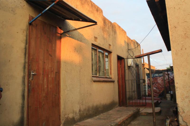 5 Bedroom Property for Sale in Tembisa Gauteng