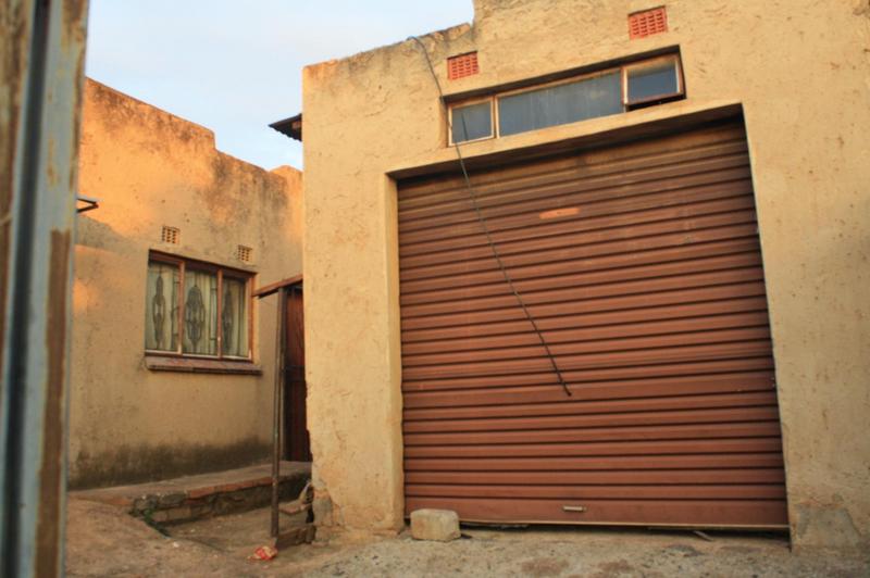 5 Bedroom Property for Sale in Tembisa Gauteng