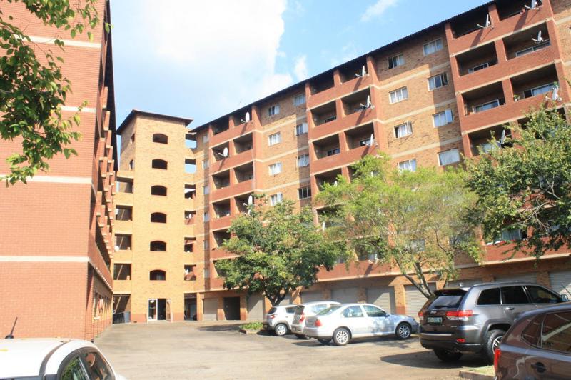 2 Bedroom Property for Sale in Zwartkop Gauteng