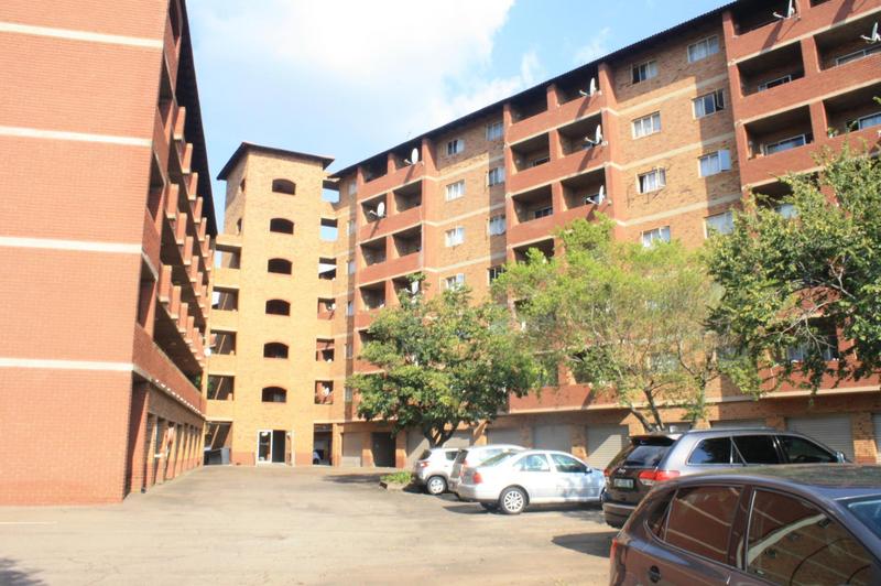 2 Bedroom Property for Sale in Zwartkop Gauteng