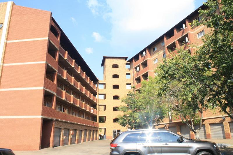 2 Bedroom Property for Sale in Zwartkop Gauteng