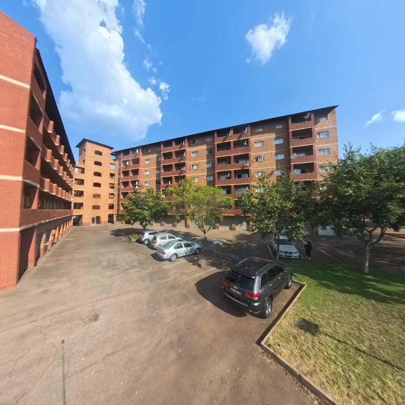 2 Bedroom Property for Sale in Zwartkop Gauteng