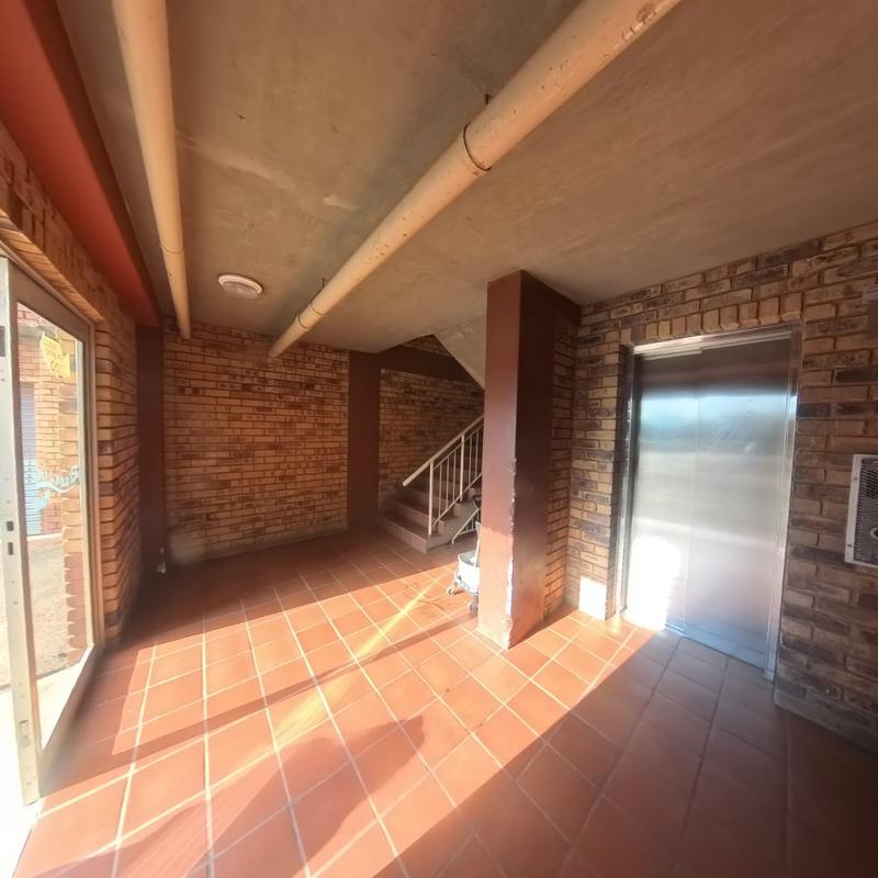 2 Bedroom Property for Sale in Zwartkop Gauteng