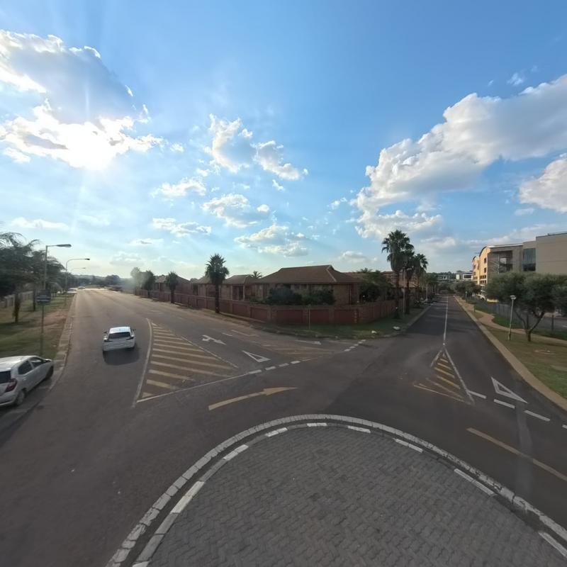 2 Bedroom Property for Sale in Zwartkop Gauteng