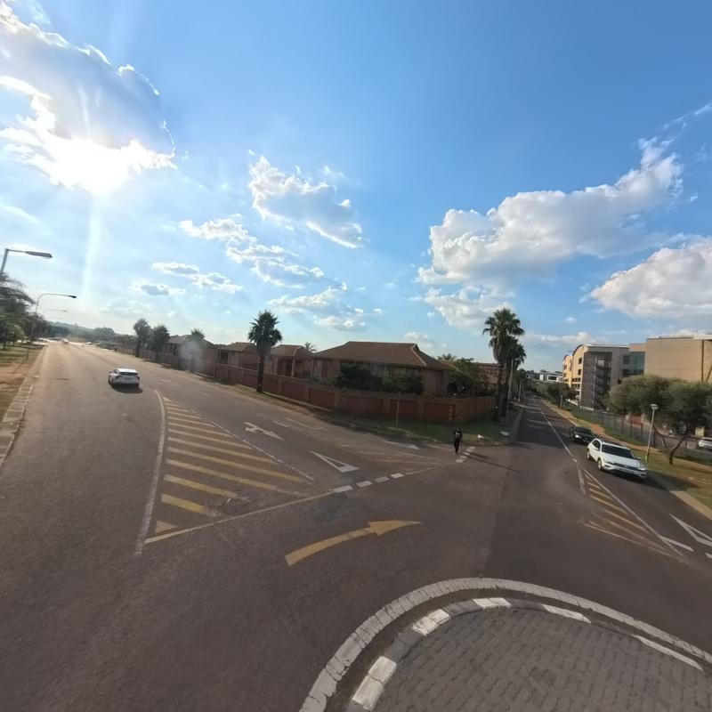 2 Bedroom Property for Sale in Zwartkop Gauteng