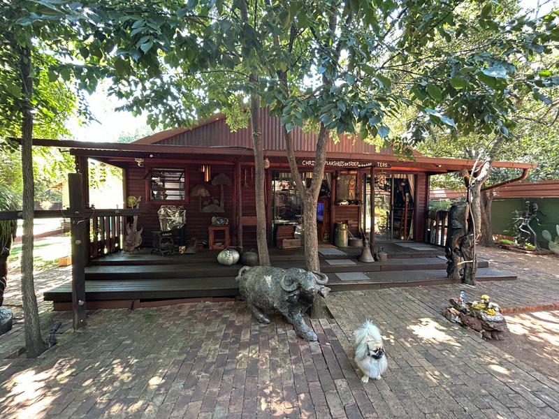 6 Bedroom Property for Sale in Eldoraigne Gauteng