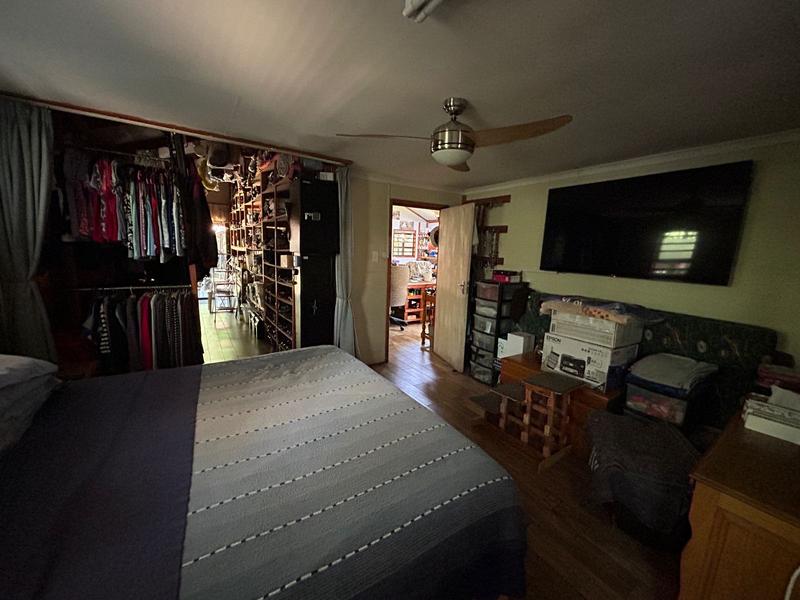 6 Bedroom Property for Sale in Eldoraigne Gauteng