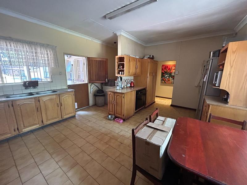 5 Bedroom Property for Sale in Eldoraigne Gauteng