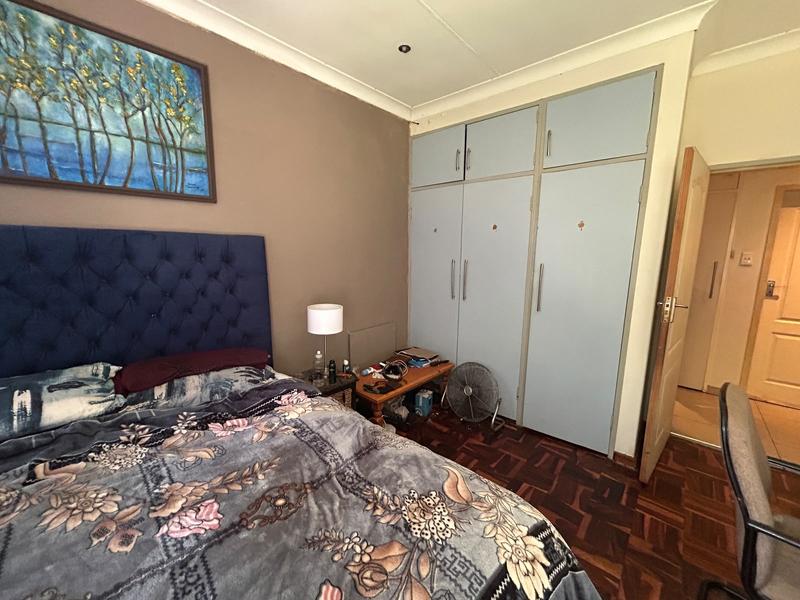 5 Bedroom Property for Sale in Eldoraigne Gauteng