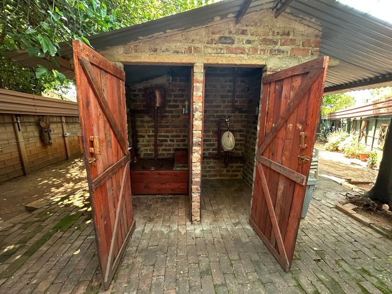5 Bedroom Property for Sale in Eldoraigne Gauteng