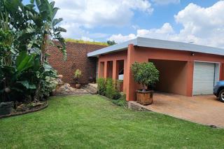 4 Bedroom Property for Sale in Dorandia Gauteng