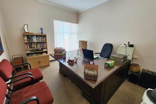 4 Bedroom Property for Sale in Dorandia Gauteng