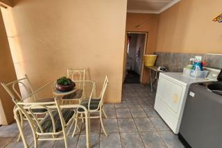 4 Bedroom Property for Sale in Dorandia Gauteng