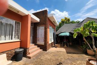 4 Bedroom Property for Sale in Dorandia Gauteng