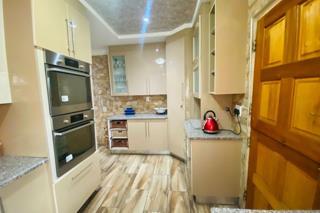 4 Bedroom Property for Sale in Kirkney Gauteng