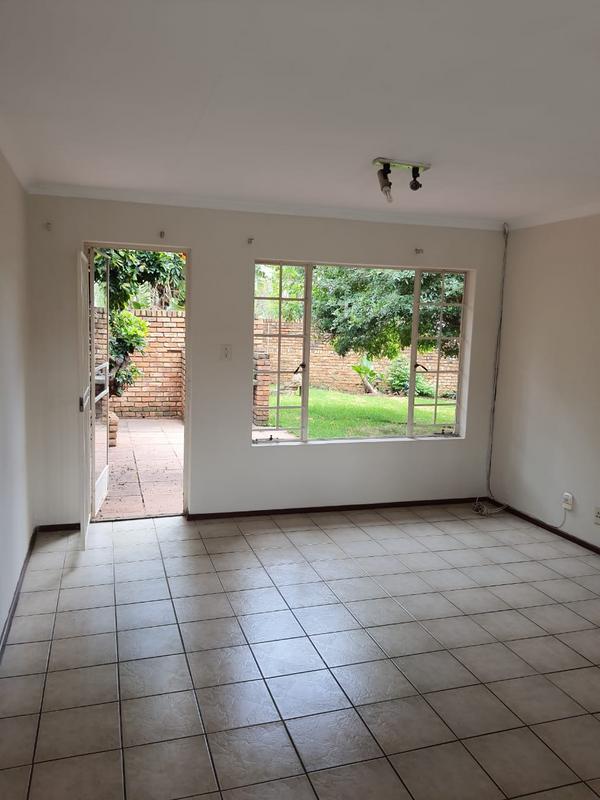 To Let 2 Bedroom Property for Rent in Garsfontein Gauteng