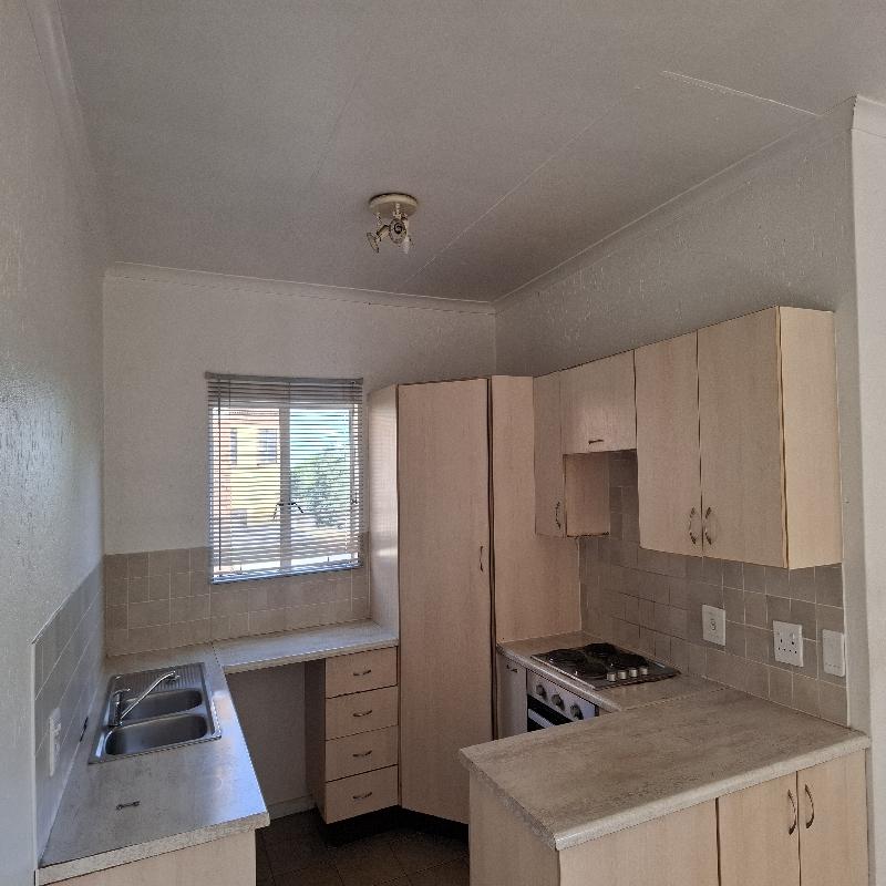 To Let 2 Bedroom Property for Rent in Rietvalleirand Gauteng