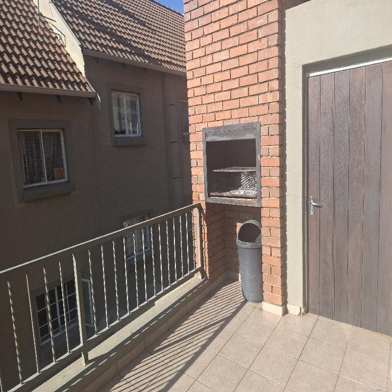 To Let 2 Bedroom Property for Rent in Rietvalleirand Gauteng